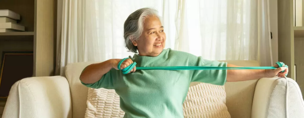 Post-Surgery_Shoulder_Rehab_with_Physical_Therapy